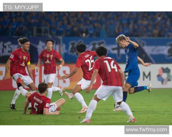 亚冠激战川崎前锋对决浦和红钻争夺小组出线权的关键之战